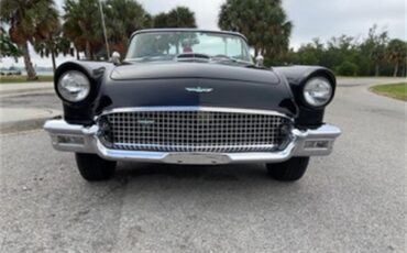 Ford-Thunderbird-1957-Raven-Black-Red-1