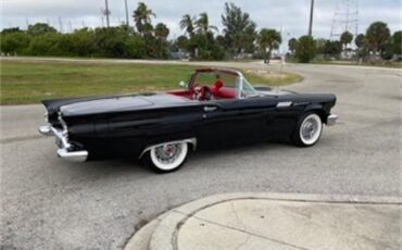 Ford-Thunderbird-1957-Raven-Black-Red-5