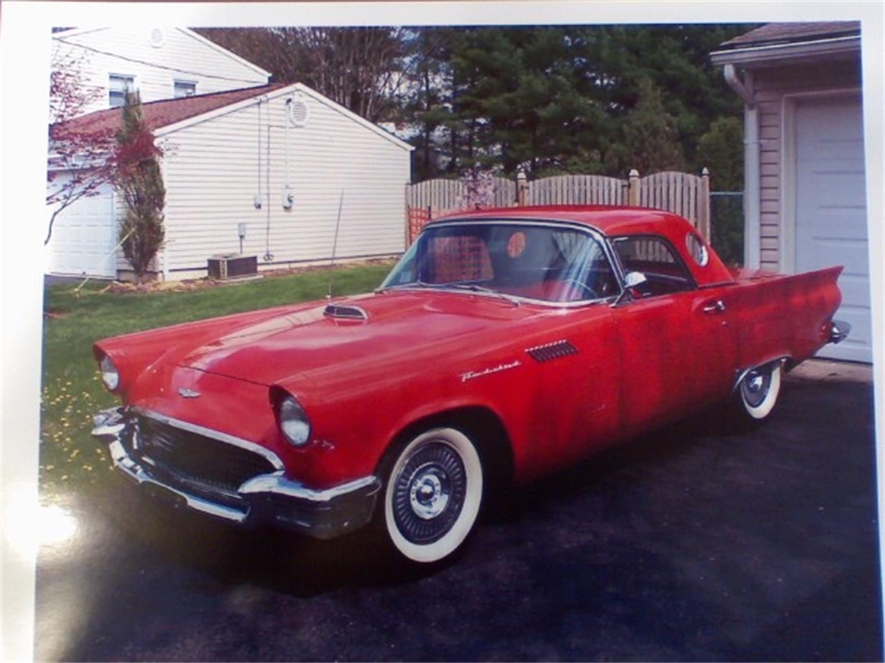 Ford-Thunderbird-1957-Red-Red-amp-White-11