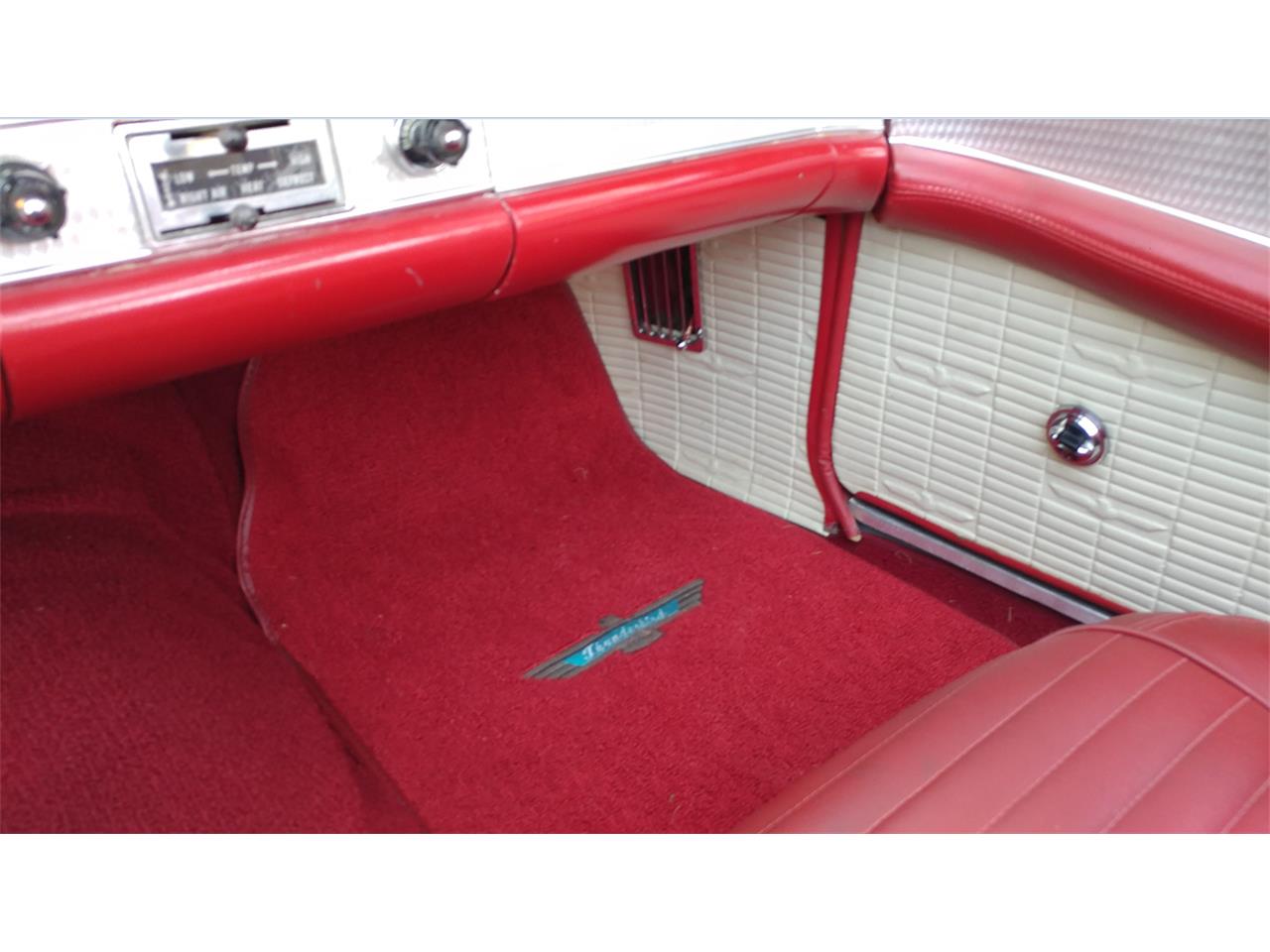 Ford-Thunderbird-1957-Red-Red-amp-White-12