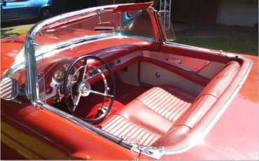 Ford-Thunderbird-1957-Red-Red-amp-White-3