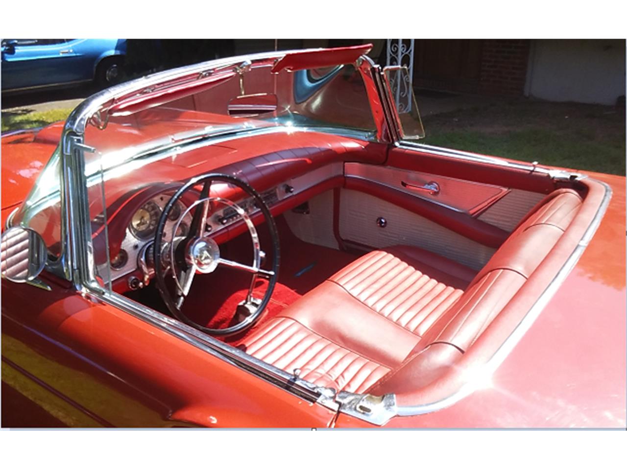 Ford-Thunderbird-1957-Red-Red-amp-White-3