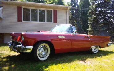 Ford-Thunderbird-1957-Red-Red-amp-White