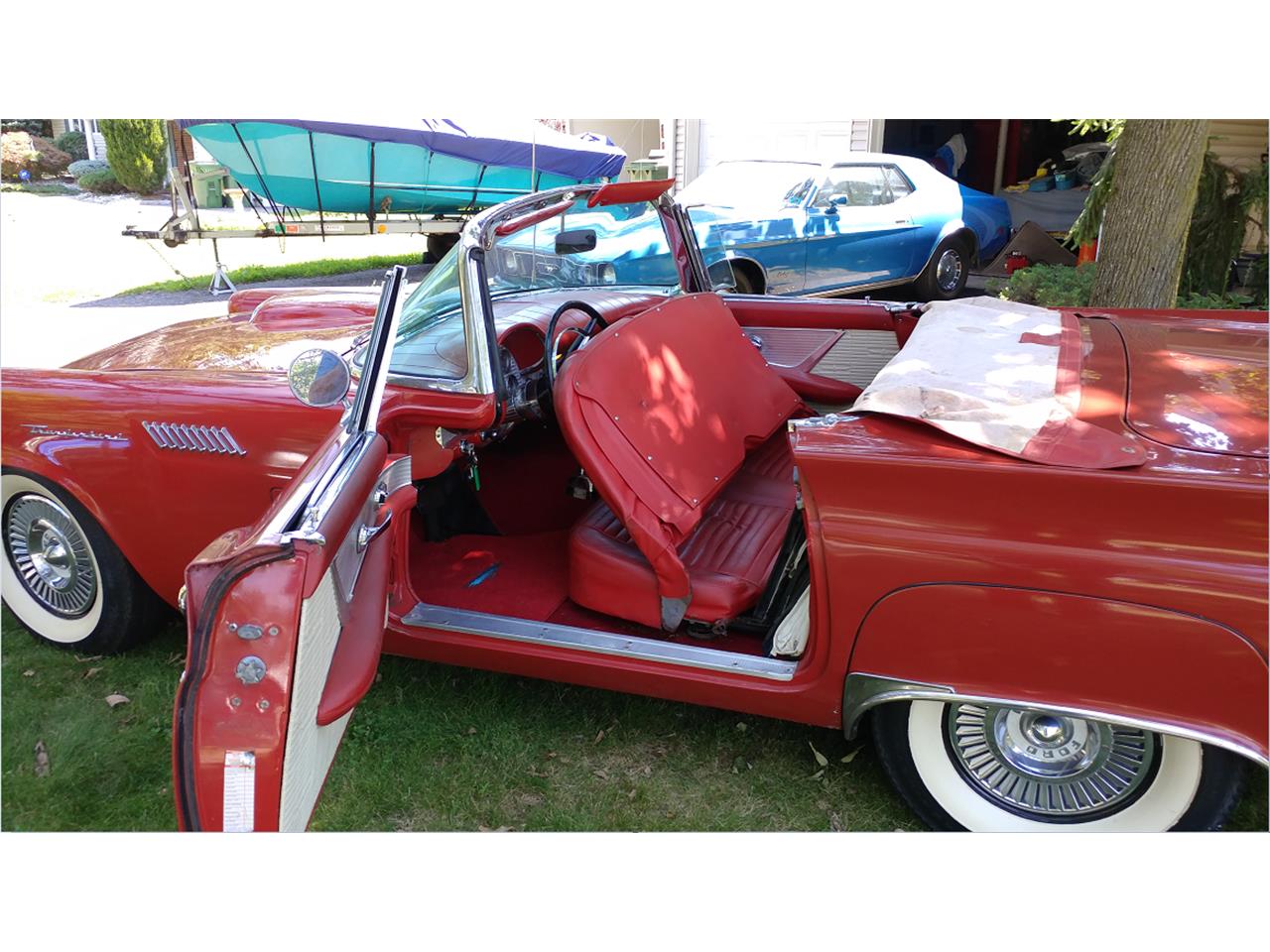 Ford-Thunderbird-1957-Red-Red-amp-White-8