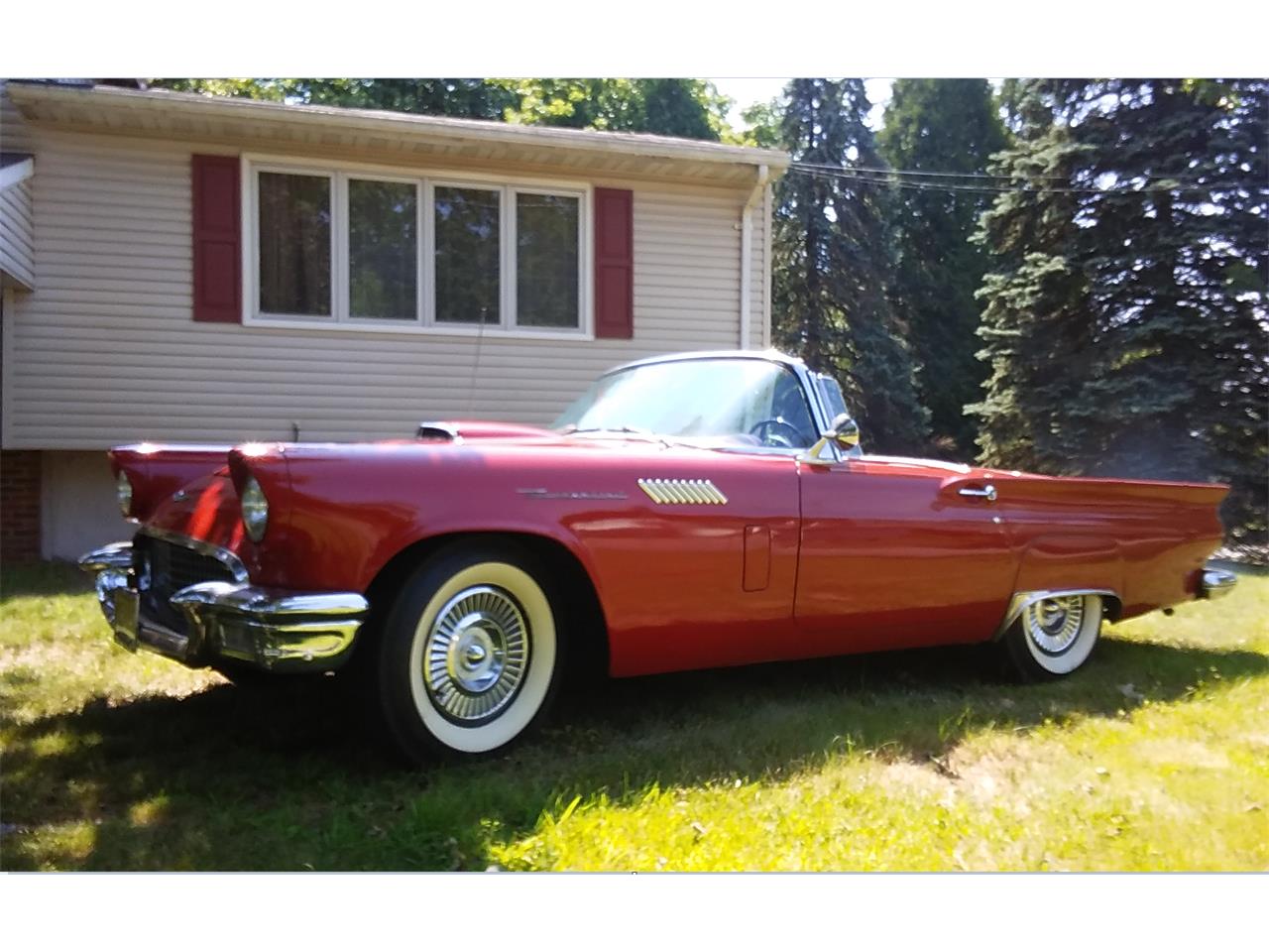 Ford-Thunderbird-1957-Red-Red-amp-White