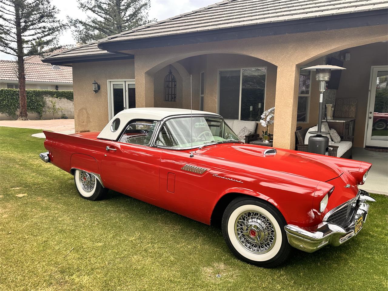 Ford-Thunderbird-1957-Red-White-8