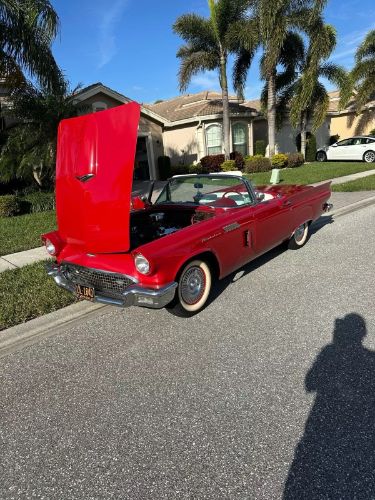 Ford-Thunderbird-1957-Red-White-Top-White-10
