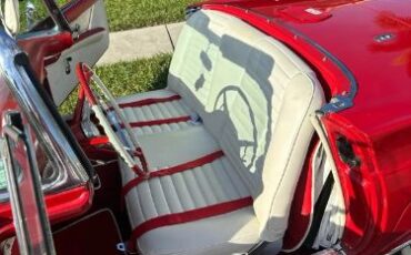 Ford-Thunderbird-1957-Red-White-Top-White-11