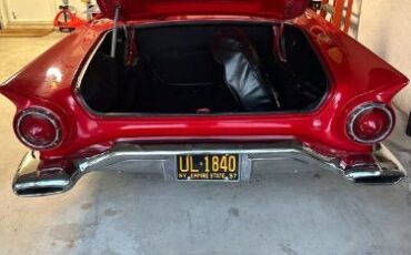 Ford-Thunderbird-1957-Red-White-Top-White-5
