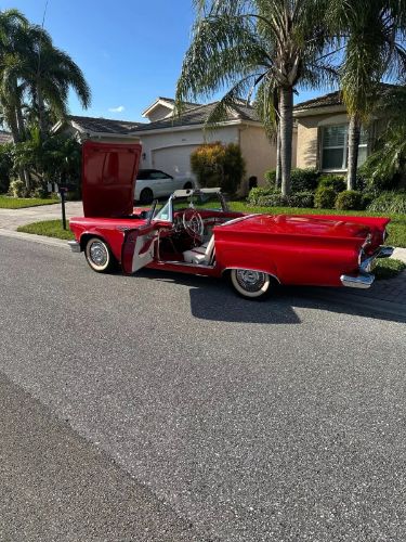 Ford-Thunderbird-1957-Red-White-Top-White-6