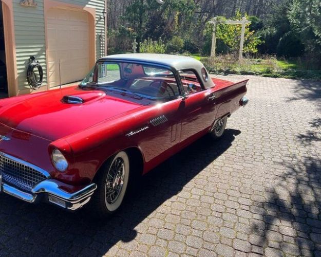 Ford-Thunderbird-1957-Torch-RedColonial-W-RedWhite-Vinyl-8