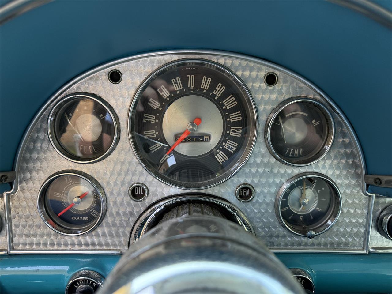 Ford-Thunderbird-1957-White-Peacock-Blue-12
