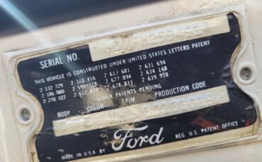 Ford-Thunderbird-1957-White-Red-11