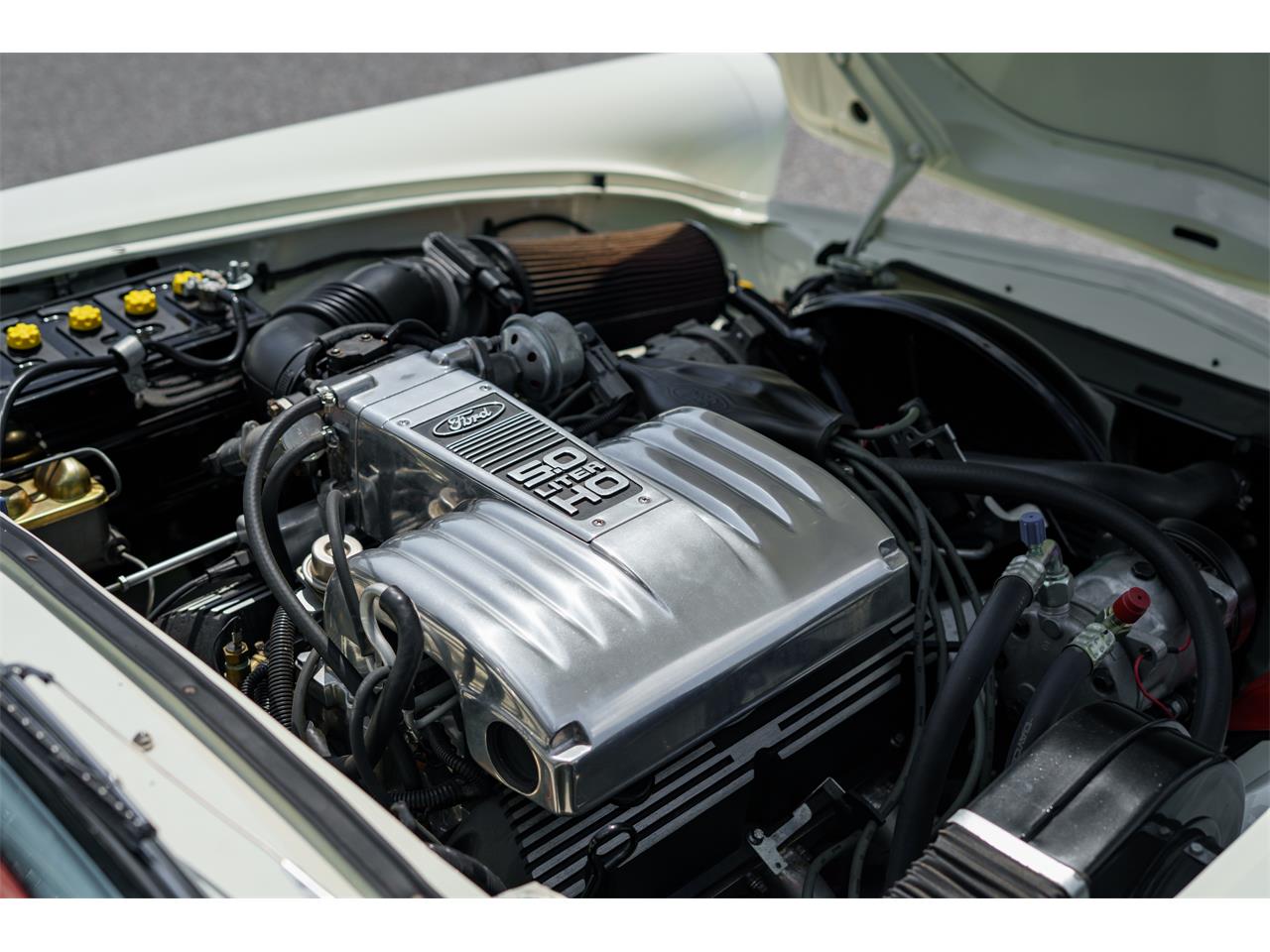 Ford-Thunderbird-1957-White-Red-18