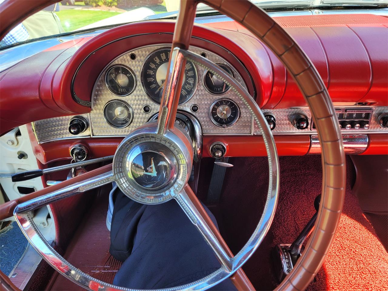 Ford-Thunderbird-1957-White-Red-21