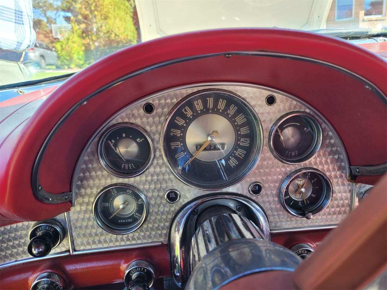 Ford-Thunderbird-1957-White-Red-22