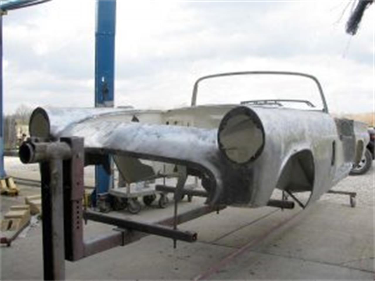 Ford-Thunderbird-1957-White-Red-29