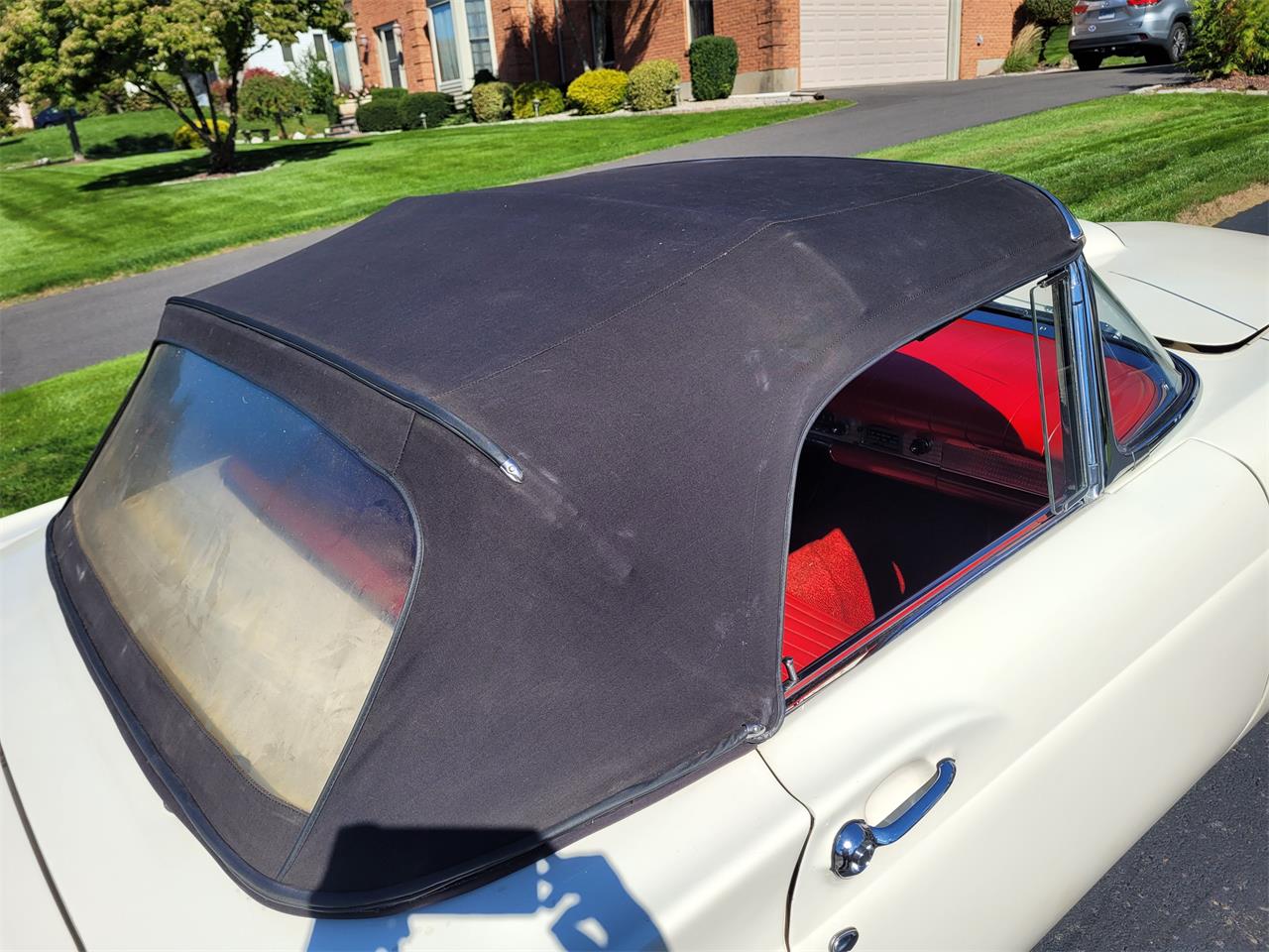 Ford-Thunderbird-1957-White-Red-3