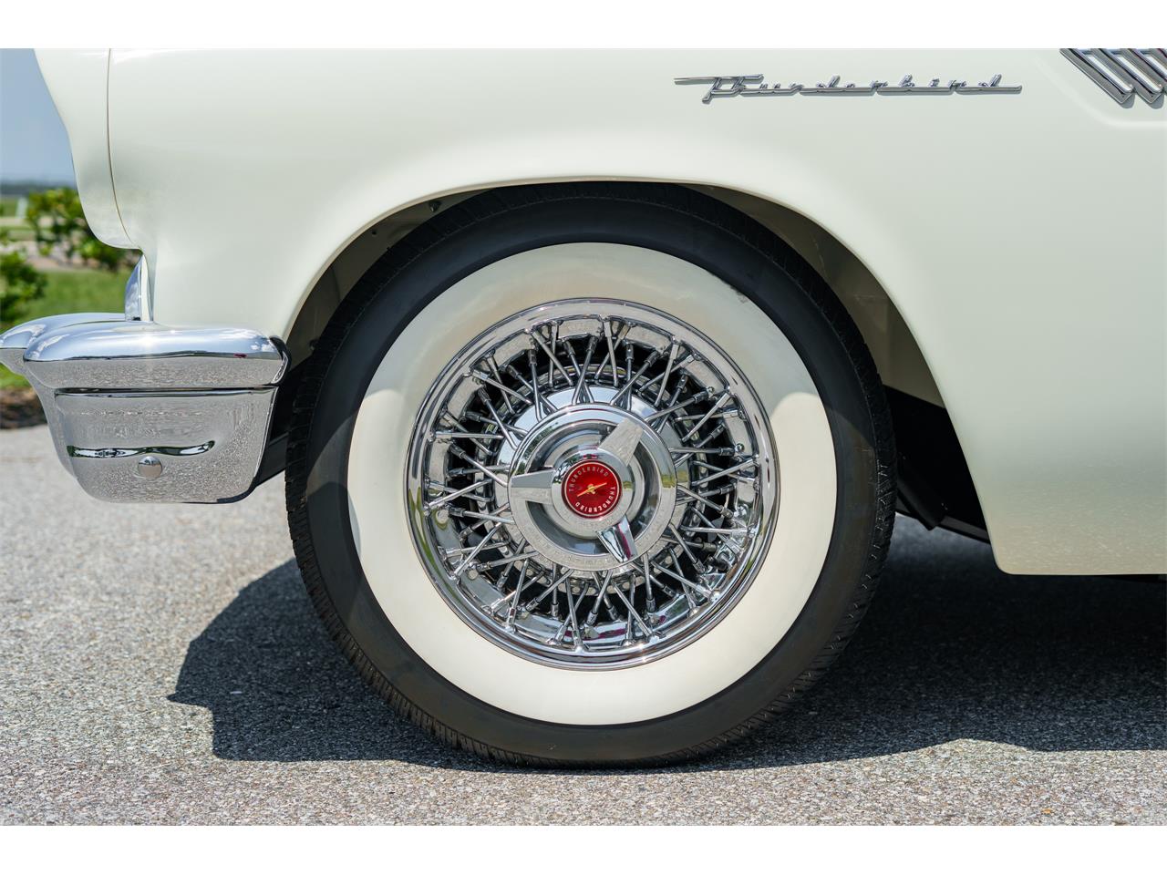 Ford-Thunderbird-1957-White-Red-3