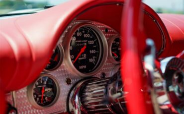 Ford-Thunderbird-1957-White-Red-37