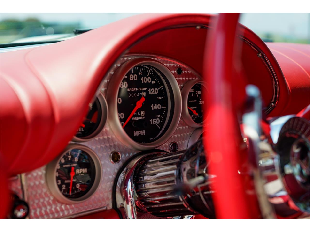 Ford-Thunderbird-1957-White-Red-37