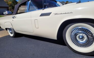 Ford-Thunderbird-1957-White-Red-4