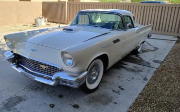 Ford-Thunderbird-1957-colonial-white-blackwhite-6