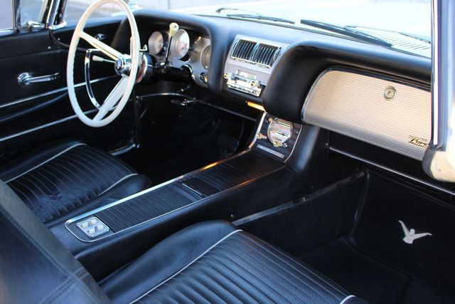 Ford-Thunderbird-1959-Yellow-Black-33