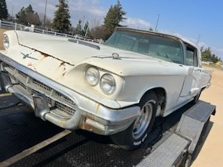 Ford-Thunderbird-1960-6
