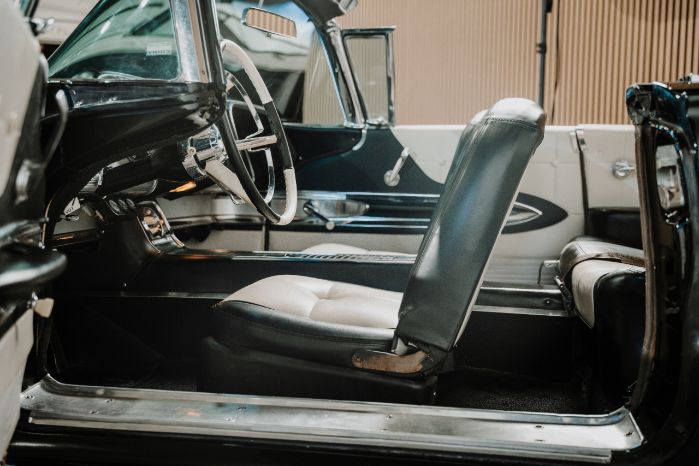 Ford-Thunderbird-1960-Black-Black-Vinyl-17