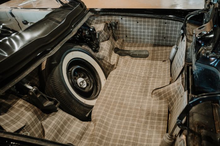 Ford-Thunderbird-1960-Black-Black-Vinyl-26