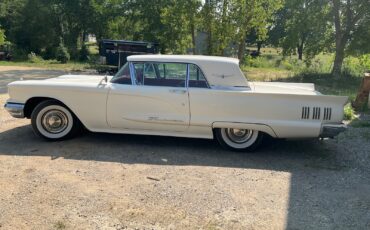 Ford-Thunderbird-1960-Coupe-2