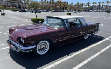 Ford-Thunderbird-1960-Red-Black-And-White