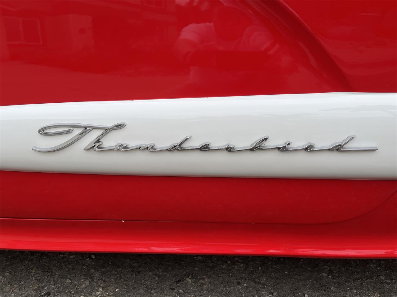 Ford-Thunderbird-1960-Red-amp-White-custom-2-tone-tans-20