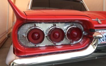 Ford-Thunderbird-1960-Red-amp-White-custom-2-tone-tans-5
