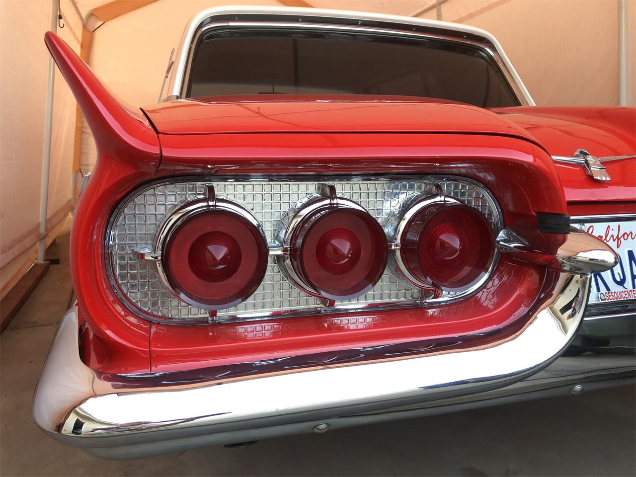 Ford-Thunderbird-1960-Red-amp-White-custom-2-tone-tans-5