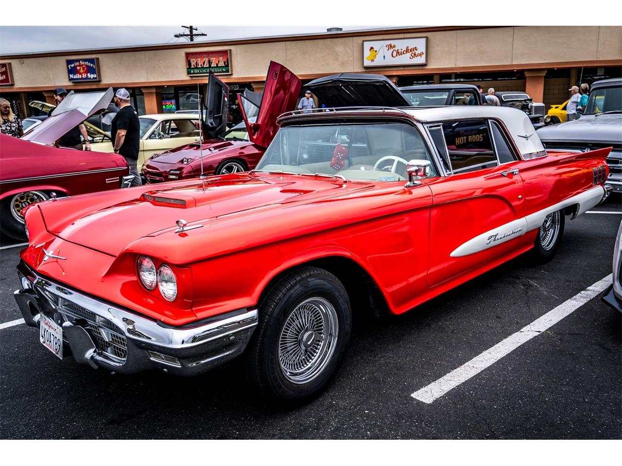 Ford-Thunderbird-1960-Red-amp-White-custom-2-tone-tans-8