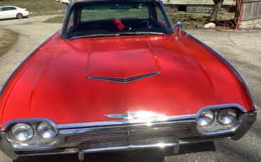 Ford-Thunderbird-1961-Red-Black-1