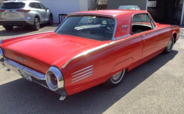 Ford-Thunderbird-1961-Red-Black-3