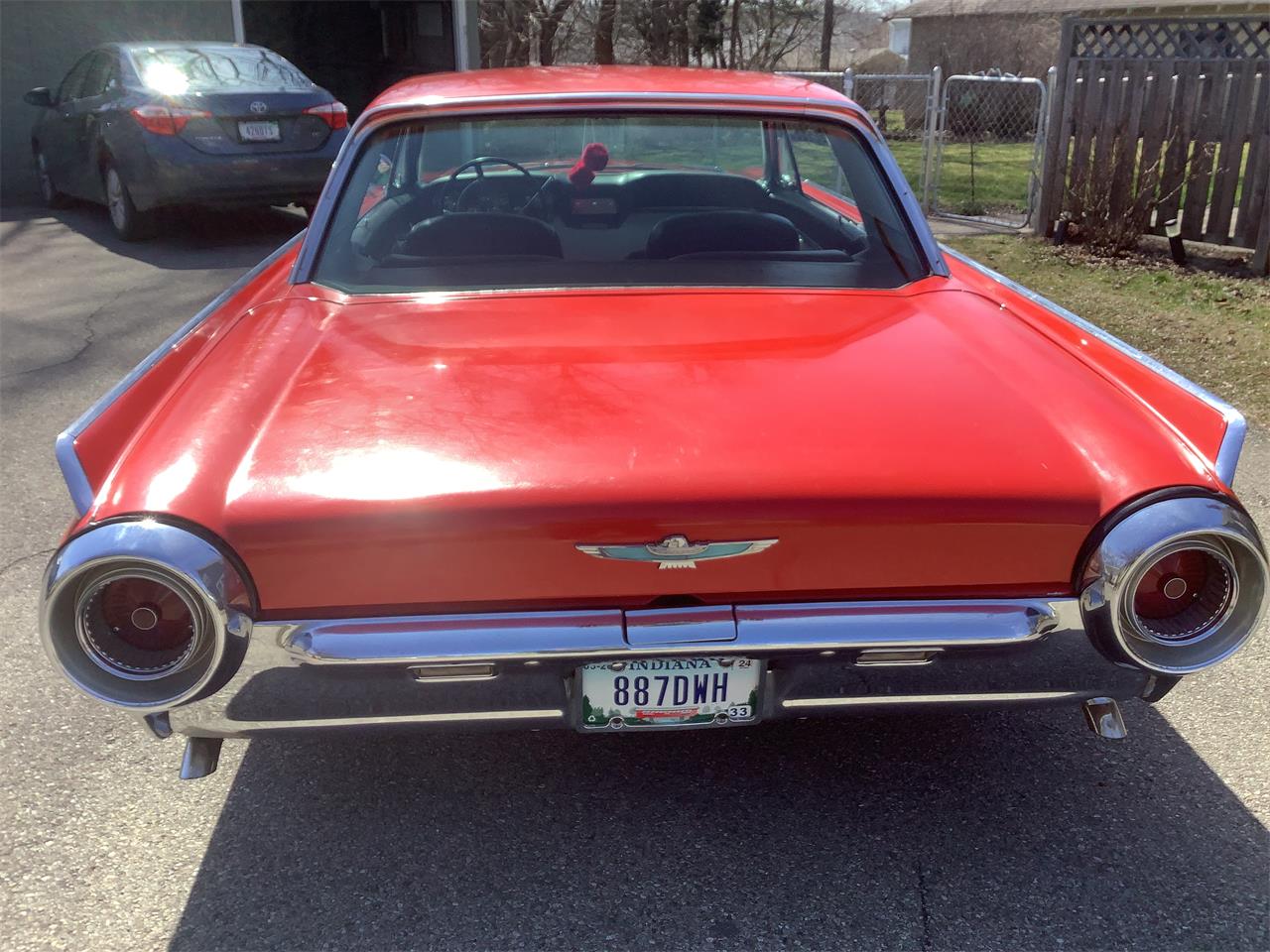 Ford-Thunderbird-1961-Red-Black-4