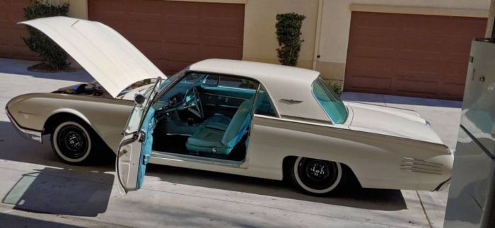 Ford-Thunderbird-1961-White-1