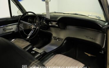 Ford-Thunderbird-1962-Champagne-Beige-Black-45