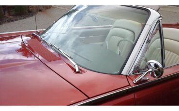 Ford-Thunderbird-1962-Chestnut-Pearlescent-Beige-1