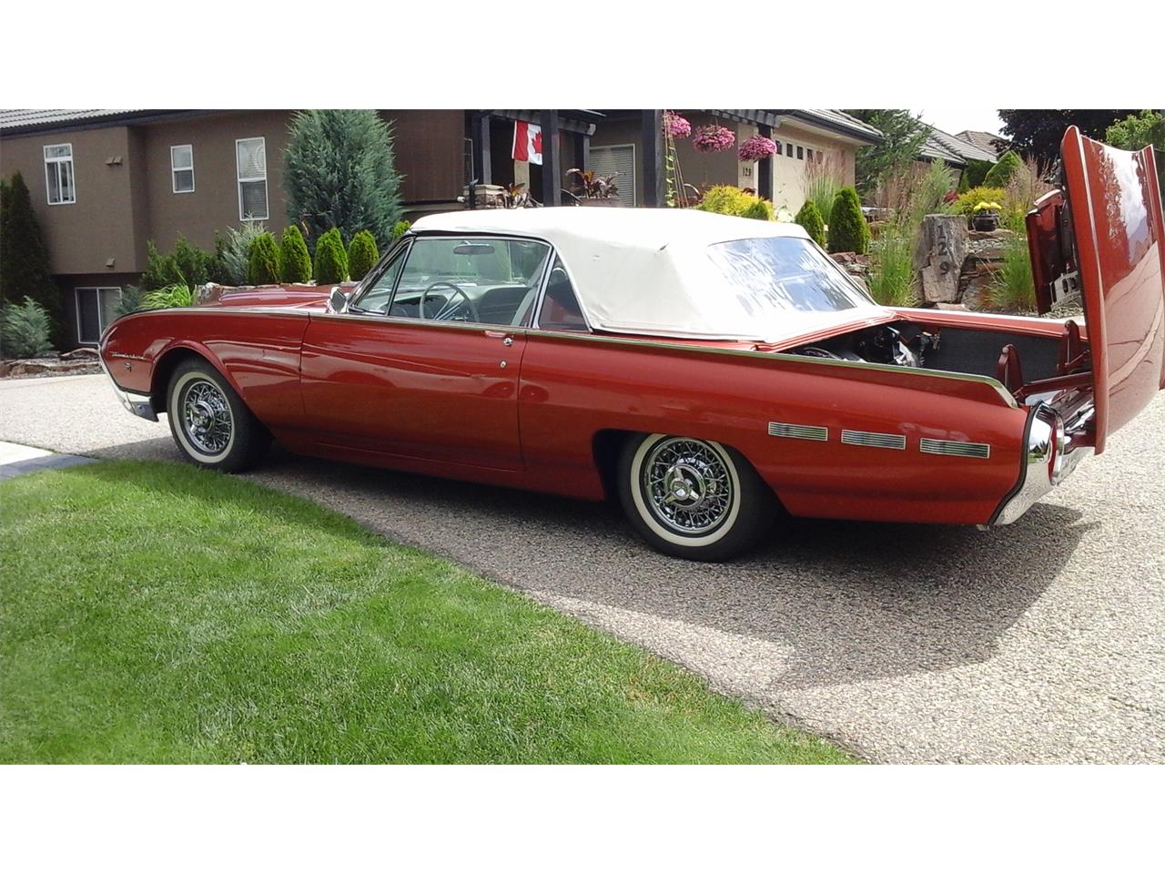 Ford-Thunderbird-1962-Chestnut-Pearlescent-Beige-15
