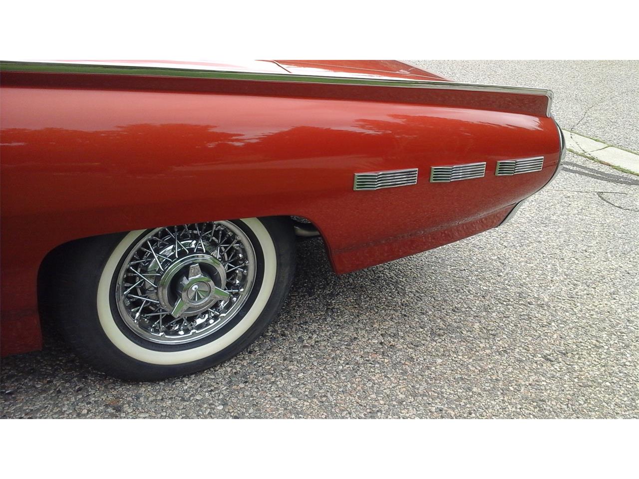 Ford-Thunderbird-1962-Chestnut-Pearlescent-Beige-36