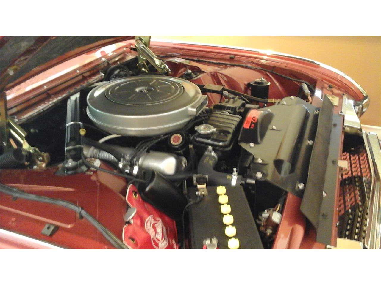 Ford-Thunderbird-1962-Chestnut-Pearlescent-Beige-6