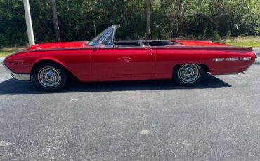 Ford-Thunderbird-1962-Red-2