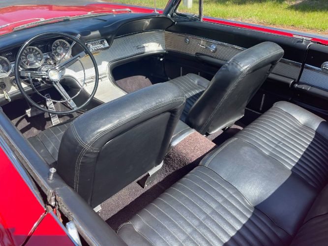 Ford-Thunderbird-1962-Red-6