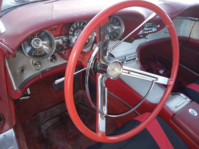 Ford-Thunderbird-1962-Red-8