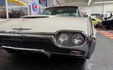 Ford-Thunderbird-1963-Coupe-13